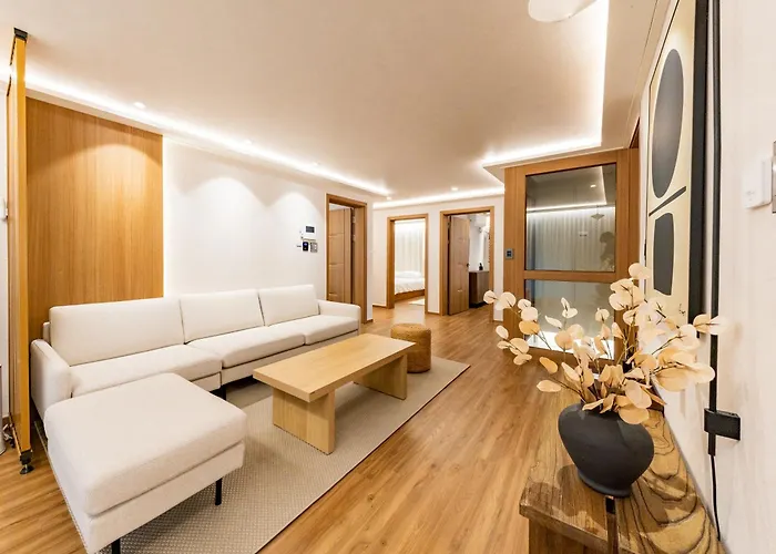 Apartamento 서울역 500미터 Namsan Terrace 남산아래 테라스에서 시티뷰 멋진곳 Seúl