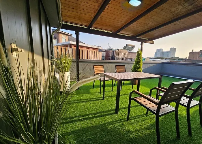 Apartamento 서울역 500미터 Namsan Terrace 남산아래 테라스에서 시티뷰 멋진곳 Seúl