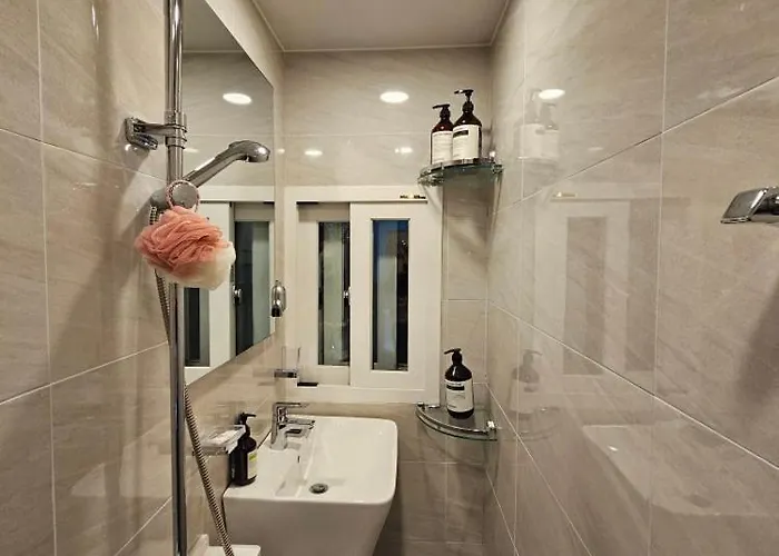 Apartamento 서울역 500미터 Namsan Terrace 남산아래 테라스에서 시티뷰 멋진곳 Seúl