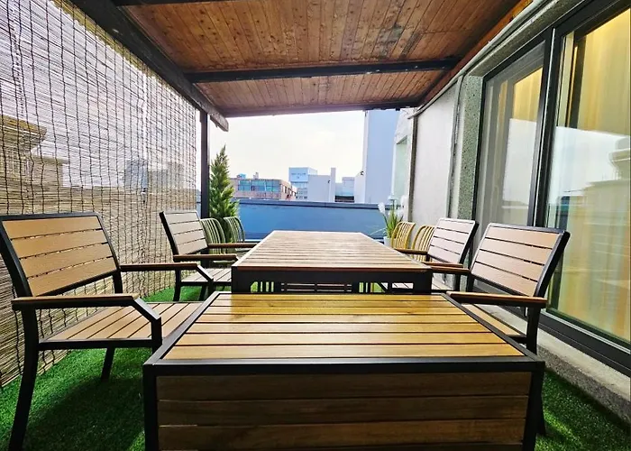 서울역 500미터 Namsan Terrace 남산아래 테라스에서 시티뷰 멋진곳 * Seúl
